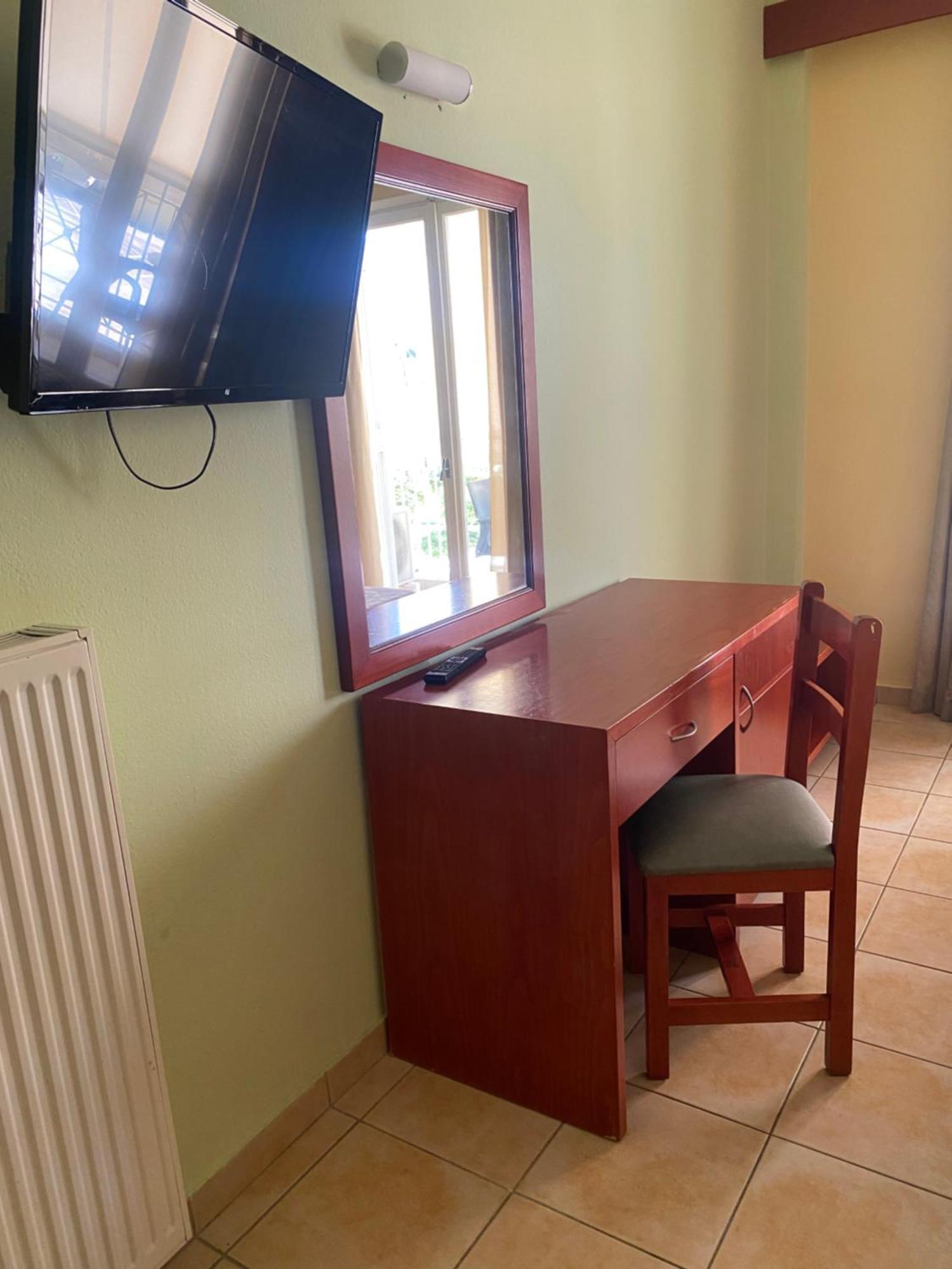 Hotel Kalloni Volos Habitación foto